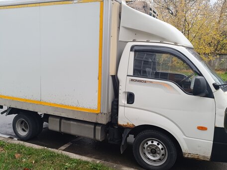 2012 Kia Bongo, белый, 620000 рублей, вид 3