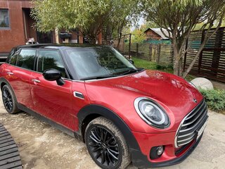 2019 Mini Clubman Cooper II Рестайлинг, красный, 2100000 рублей, вид 3