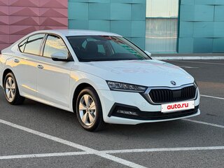 2021 Skoda Octavia IV (A8), белый, 2250000 рублей, вид 2