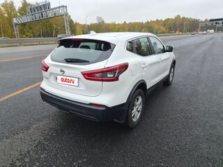 2019 Nissan Qashqai II Рестайлинг, белый, 1050000 рублей, вид 4