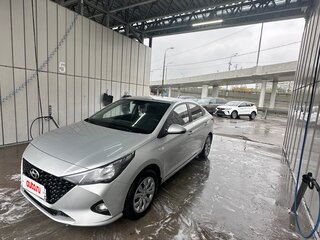 2021 Hyundai Solaris II Рестайлинг, серый, 1490000 рублей, вид 1