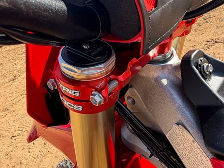 2026 Ducati 500 Desmo Sport, красный, 1400000 рублей, вид 3