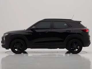 2023 Chevrolet TrailBlazer III Рестайлинг, чёрный, 1200017 рублей, вид 2