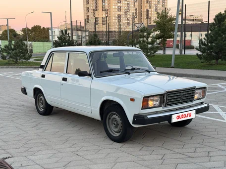 2009 Lada (ВАЗ) 2107, белый, 285000 рублей, вид 1