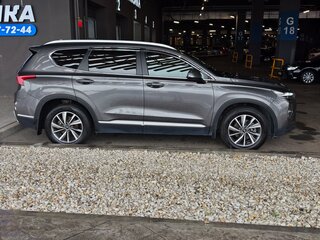 2020 Hyundai Santa Fe IV, серый, 2758000 рублей, вид 5