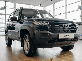 2026 Lada (ВАЗ) Niva Travel I Рестайлинг, зелёный, 1528000 рублей, вид 3