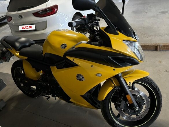 2009 Yamaha XJ6 (FZ6R), жёлтый, 400000 рублей - вид 4