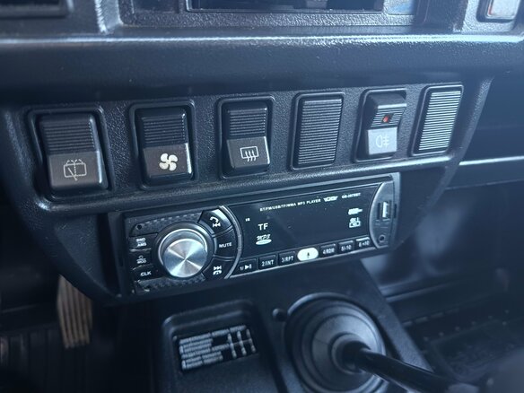 2013 Lada (ВАЗ) 2131 (4x4) I, зелёный - вид 13