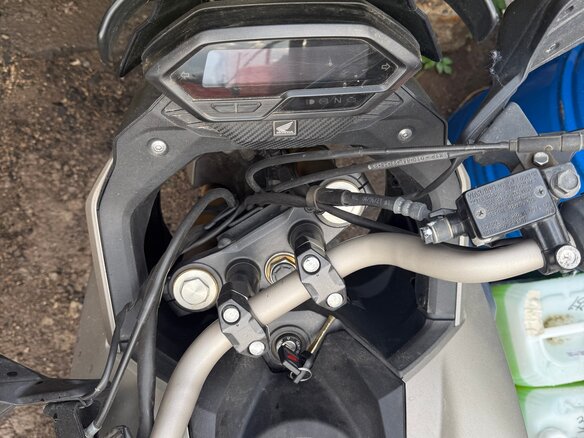 2020 Honda CB 200X, серый, 350000 рублей - вид 3