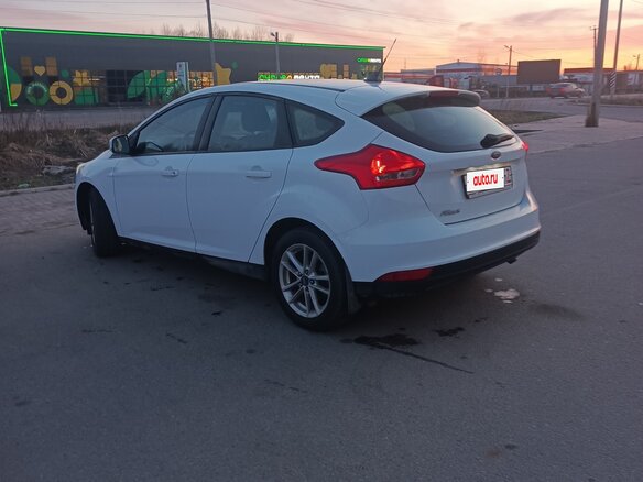 2018 Ford Focus III Рестайлинг, белый, 1000000 рублей - вид 7