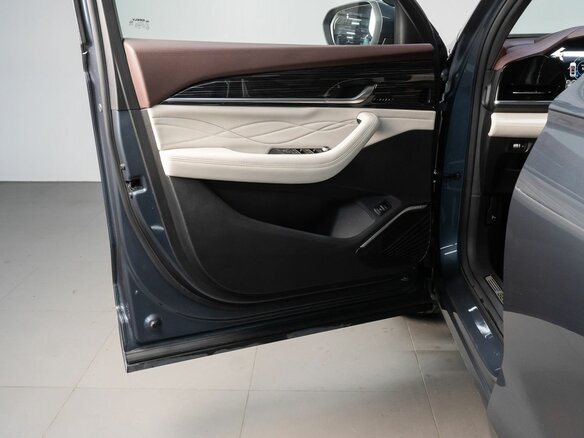 2023 Geely Monjaro (Xingyue L) I, серый, 2750000 рублей - вид 9