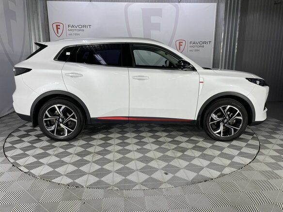 2024 Changan UNI-S I, белый, 2050000 рублей - вид 3
