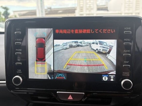 2023 Toyota Yaris IV, красный, 1540016 рублей - вид 7