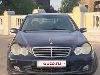 2004 Mercedes-Benz C-Класс 200 II (W203) Рестайлинг, синий, 510000 рублей, вид 1