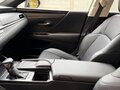 2020 Lexus ES 250 VII, белый, 4450000 рублей - вид 10