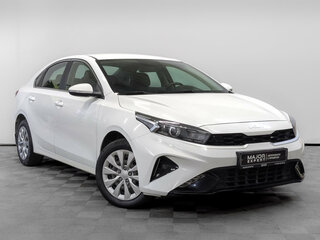2021 Kia Cerato IV Рестайлинг, белый, 1950000 рублей, вид 3