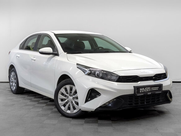 2021 Kia Cerato IV Рестайлинг, белый, 1950000 рублей - вид 2