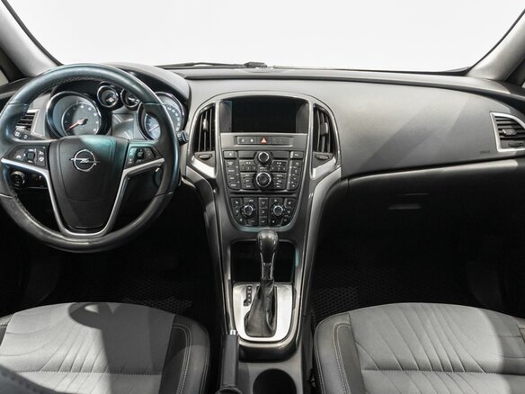 2013 Opel Astra J Рестайлинг, коричневый, 590000 рублей - вид 5