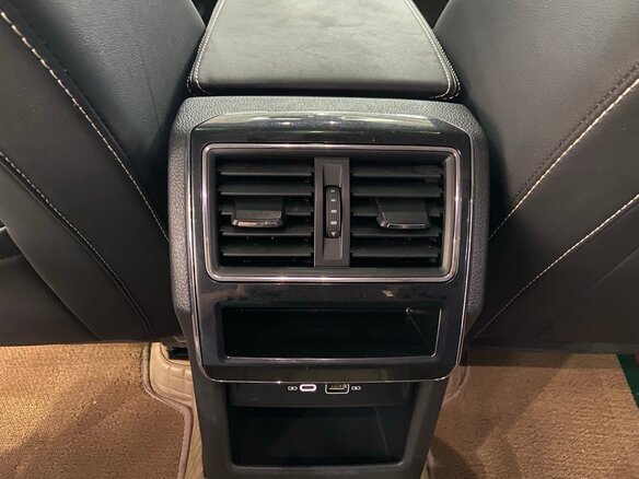 2022 Skoda Superb III Рестайлинг, чёрный, 3622000 рублей - вид 12