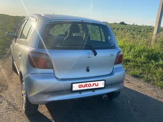 2001 Toyota Vitz I (P10), серебристый, 350000 рублей, вид 4