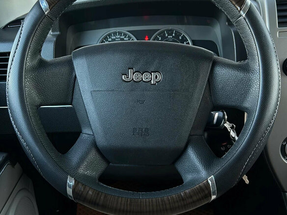 2006 Jeep Compass I, серебристый, 595000 рублей - вид 16