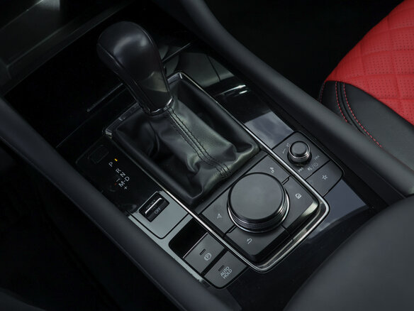 2019 Mazda 3 IV (BP), серый, 2190000 рублей - вид 16