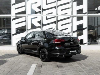 2020 Volkswagen Polo VI, чёрный, 1521000 рублей, вид 2