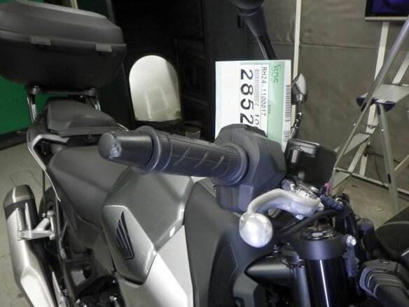 2026 Honda CB 750 Hornet, серебристый, 1150000 рублей - вид 10