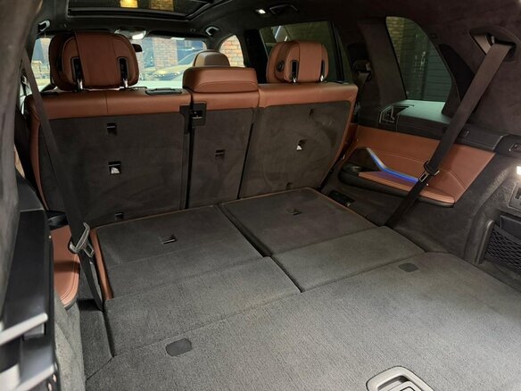 2021 BMW X7 30d I (G07), белый - вид 12