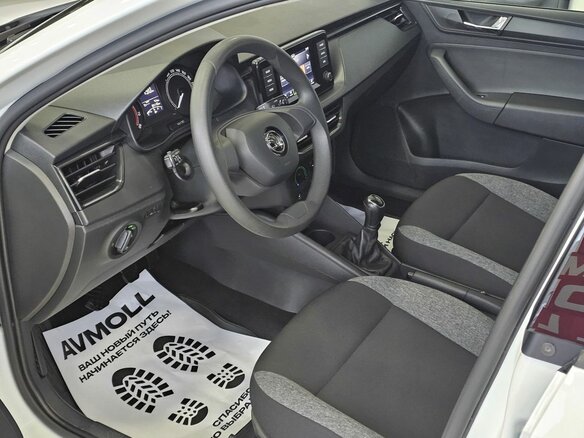 2021 Skoda Rapid II, белый, 1889000 рублей - вид 9