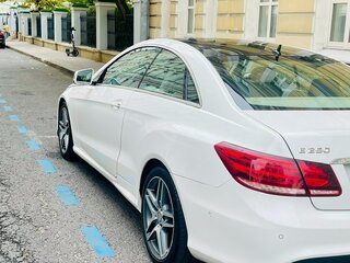 2014 Mercedes-Benz E-Класс 250 IV (W212, S212, C207) Рестайлинг, белый, 2500000 рублей, вид 4