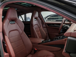 2025 Porsche Panamera GTS III, чёрный, 29700000 рублей, вид 2