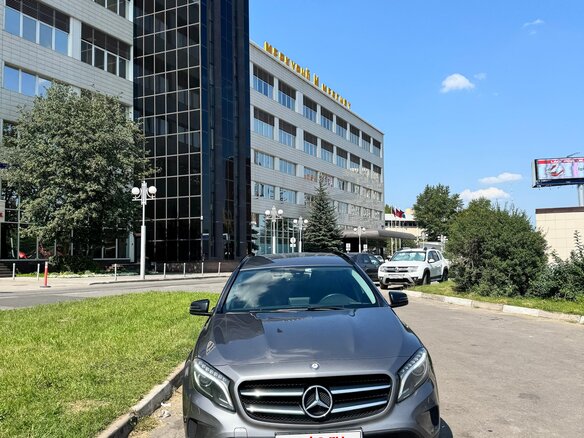 2016 Mercedes-Benz GLA 200 I (X156), серый, 1700000 рублей - вид 16