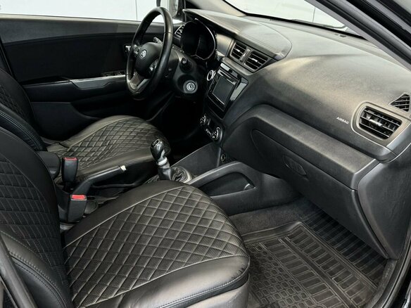 2012 Kia Rio 5-speed III, чёрный, 900000 рублей - вид 21
