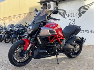 2011 Ducati Diavel, красный, 999999 рублей, вид 2