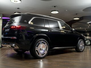 2024 Mercedes-Benz Maybach GLS 600 I Рестайлинг, чёрный, 32000000 рублей, вид 3