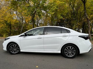 2023 Omoda S5, белый, 1450000 рублей, вид 4