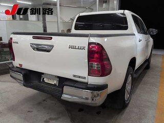 2018 Toyota Hilux VIII, белый, 3500000 рублей, вид 3