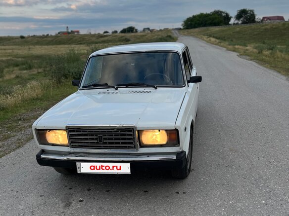 2007 Lada (ВАЗ) 2107, белый - вид 1