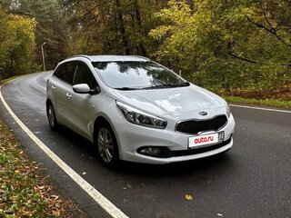 2013 Kia Ceed II, белый, 910000 рублей, вид 3