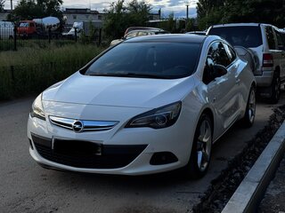 2014 Opel Astra GTC J Рестайлинг, белый, 1300000 рублей, вид 1
