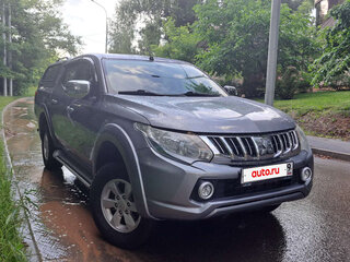 2018 Mitsubishi L200 V, серый, 1900000 рублей, вид 3