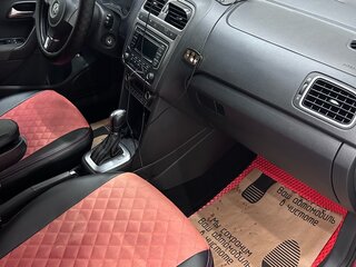 2015 Volkswagen Polo V, красный, 900000 рублей, вид 5