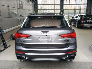 2026 Audi Q3 35 TFSI II (F3), серый, 3990000 рублей, вид 5