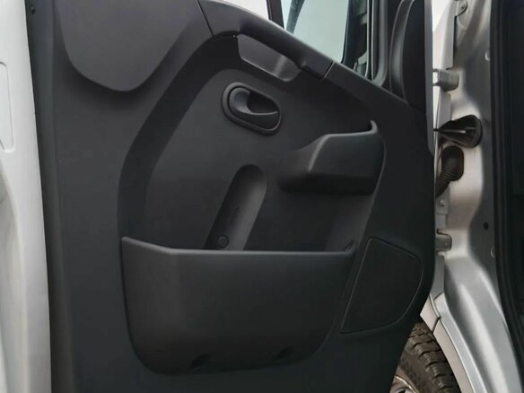2020 Renault Master, серебристый, 3190000 рублей - вид 9