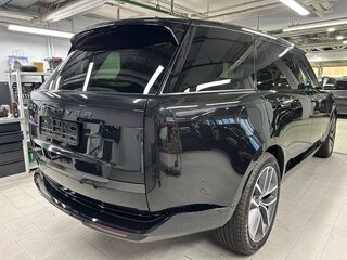 2026 Land Rover Range Rover P530 MHEV Long V, чёрный, 27000000 рублей, вид 3