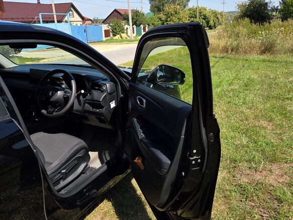2022 Honda Vezel II, чёрный, 2400000 рублей - вид 5