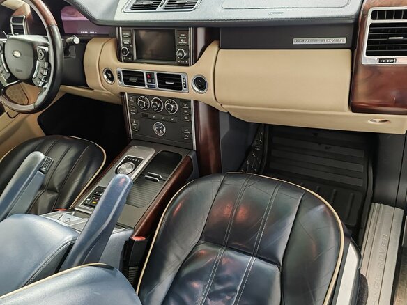 2010 Land Rover Range Rover III Рестайлинг 2, синий, 1580000 рублей - вид 15