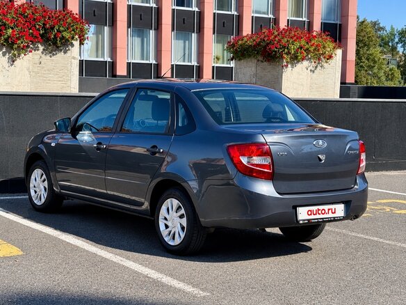 2017 Lada (ВАЗ) Granta I, серебристый, 499999 рублей - вид 6