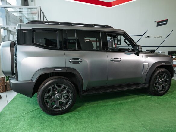 2026 Jetour T2, серый, 4449000 рублей - вид 5